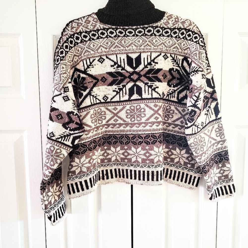 525 Brown & Cream Winter Turtleneck Sweater